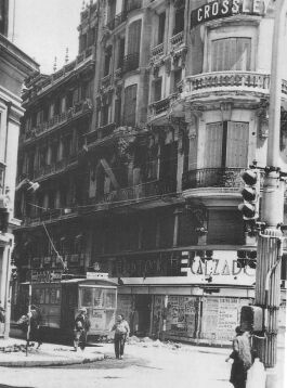 Madrid: Esquina de Fuencarral y Gran Va